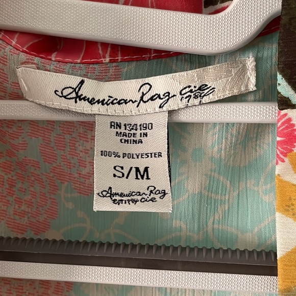 SHAWL ONLY: Floral shawl! - Picture 4 of 5